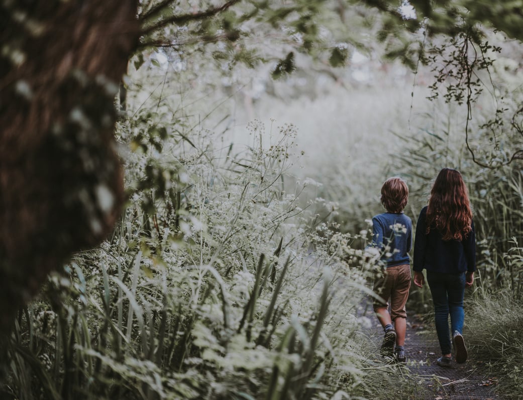 San Patricio Smart Living - niños en naturaleza - Cumbayá